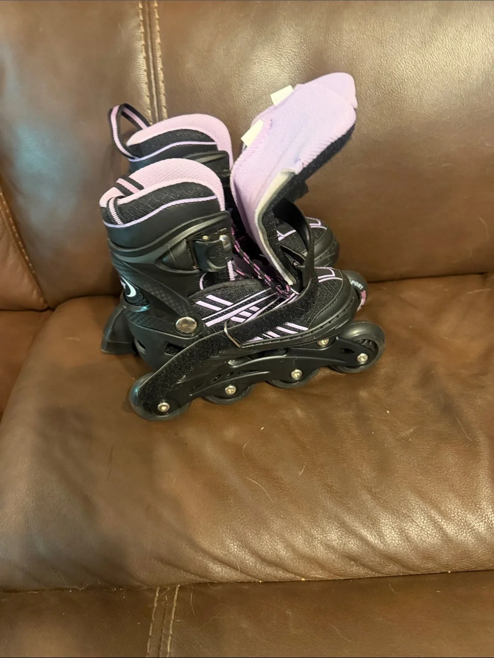 Youth Adjustable Black and Light Purple Inline Skates with Secure Straps